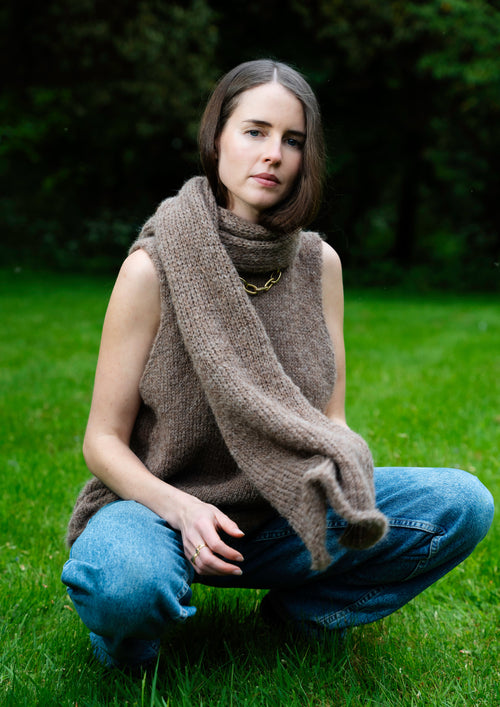 BISCUIT • SCARF
