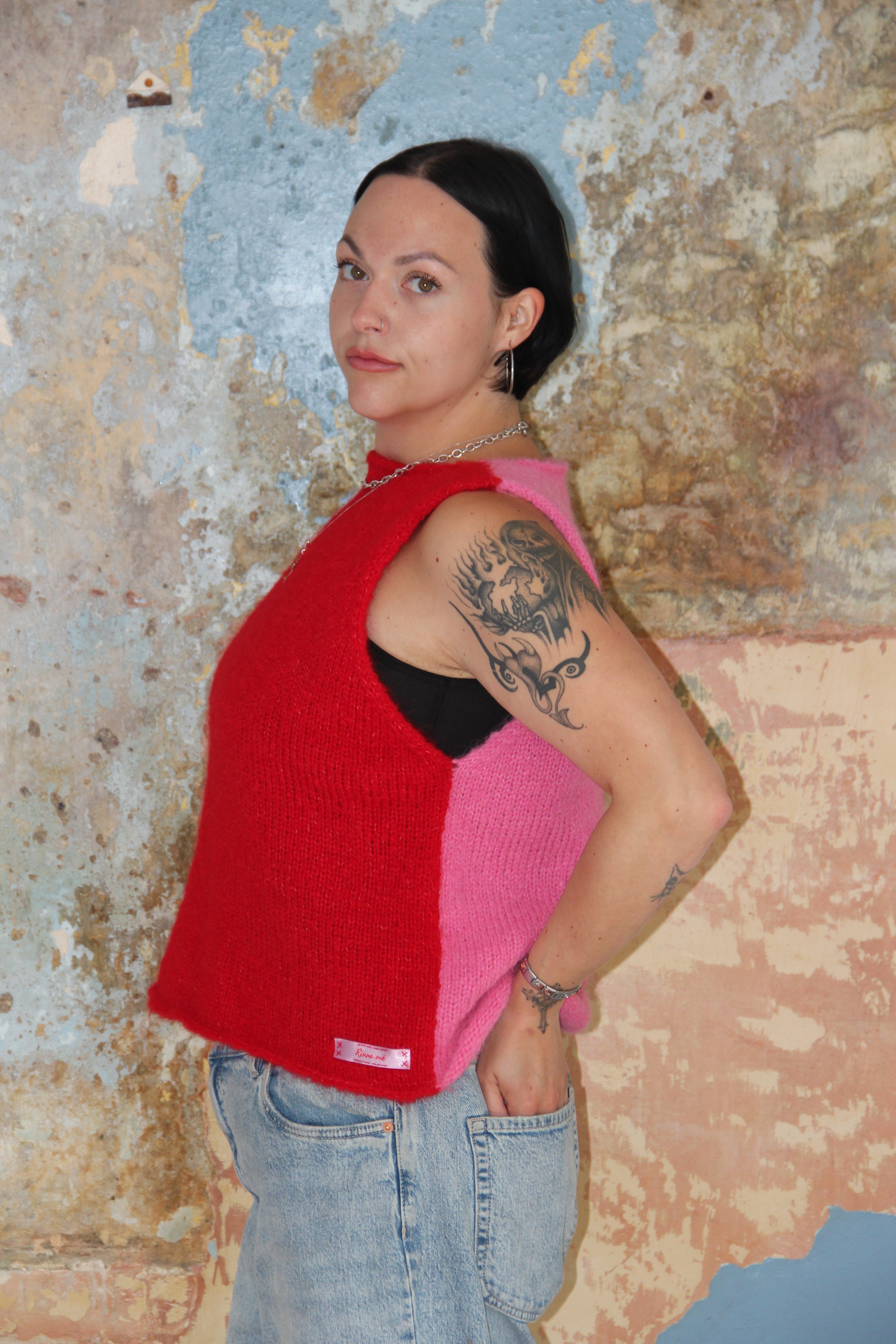 CHILLI X FLAMINGO • SLEEVELESS • KNIT TOP