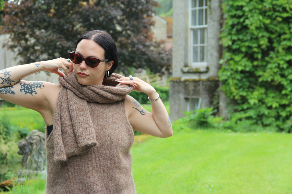BISCUIT • SCARF